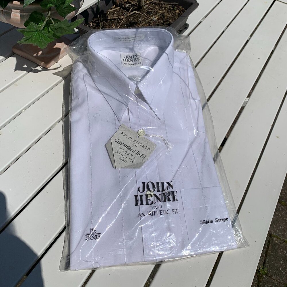 Men's Athletic Fit John Henry White Satin Stripe Long Sleeve Button Down Shirt - Picture 4 of 11